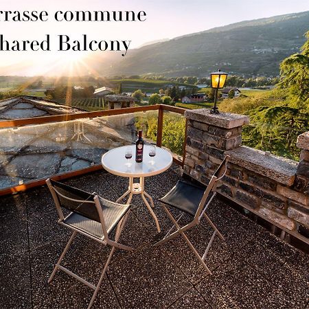 Castel De Daval Acomodação com café da manhã Sierre Exterior foto