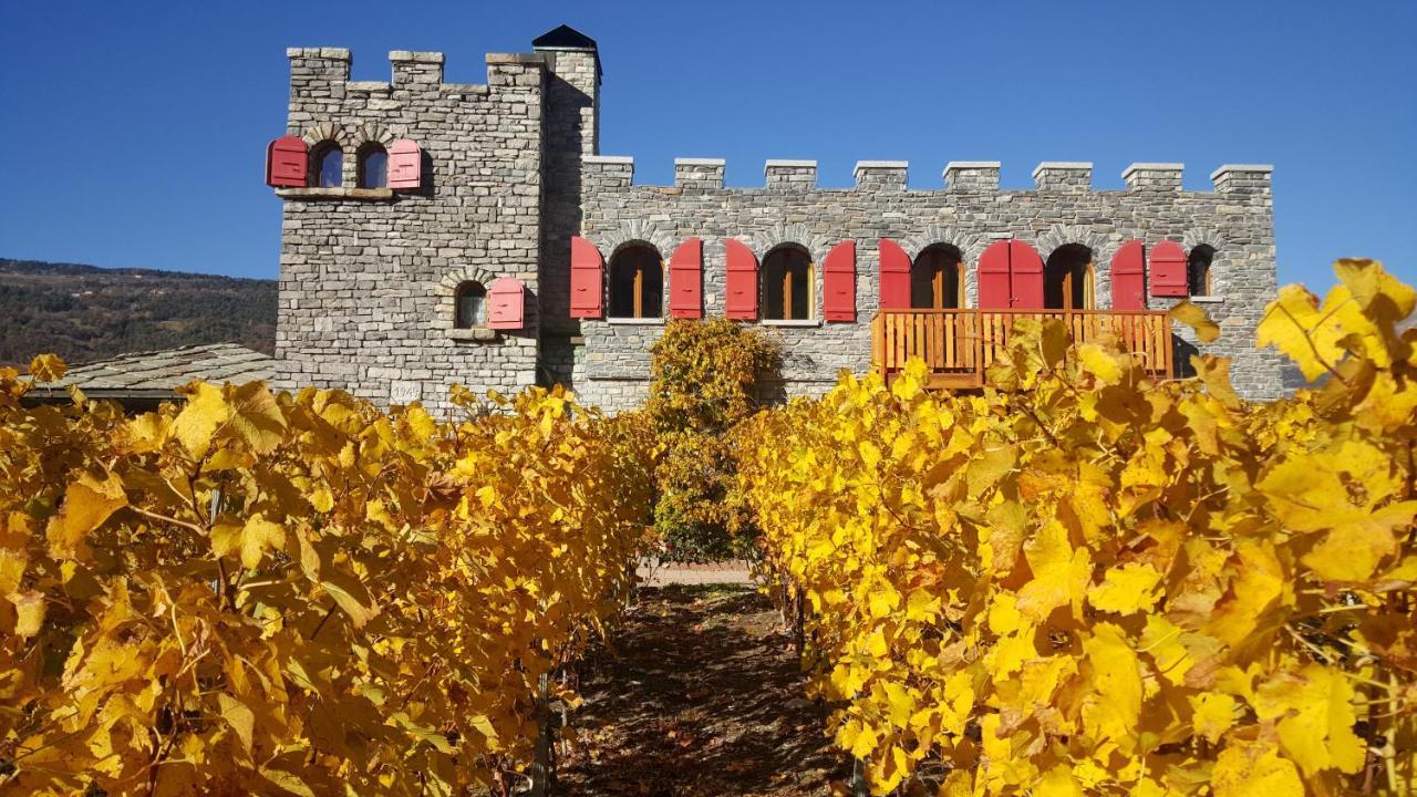Castel De Daval Acomodação com café da manhã Sierre Exterior foto