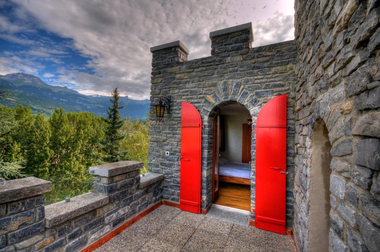 Castel De Daval Acomodação com café da manhã Sierre Exterior foto