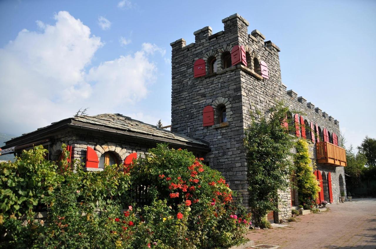 Castel De Daval Acomodação com café da manhã Sierre Exterior foto
