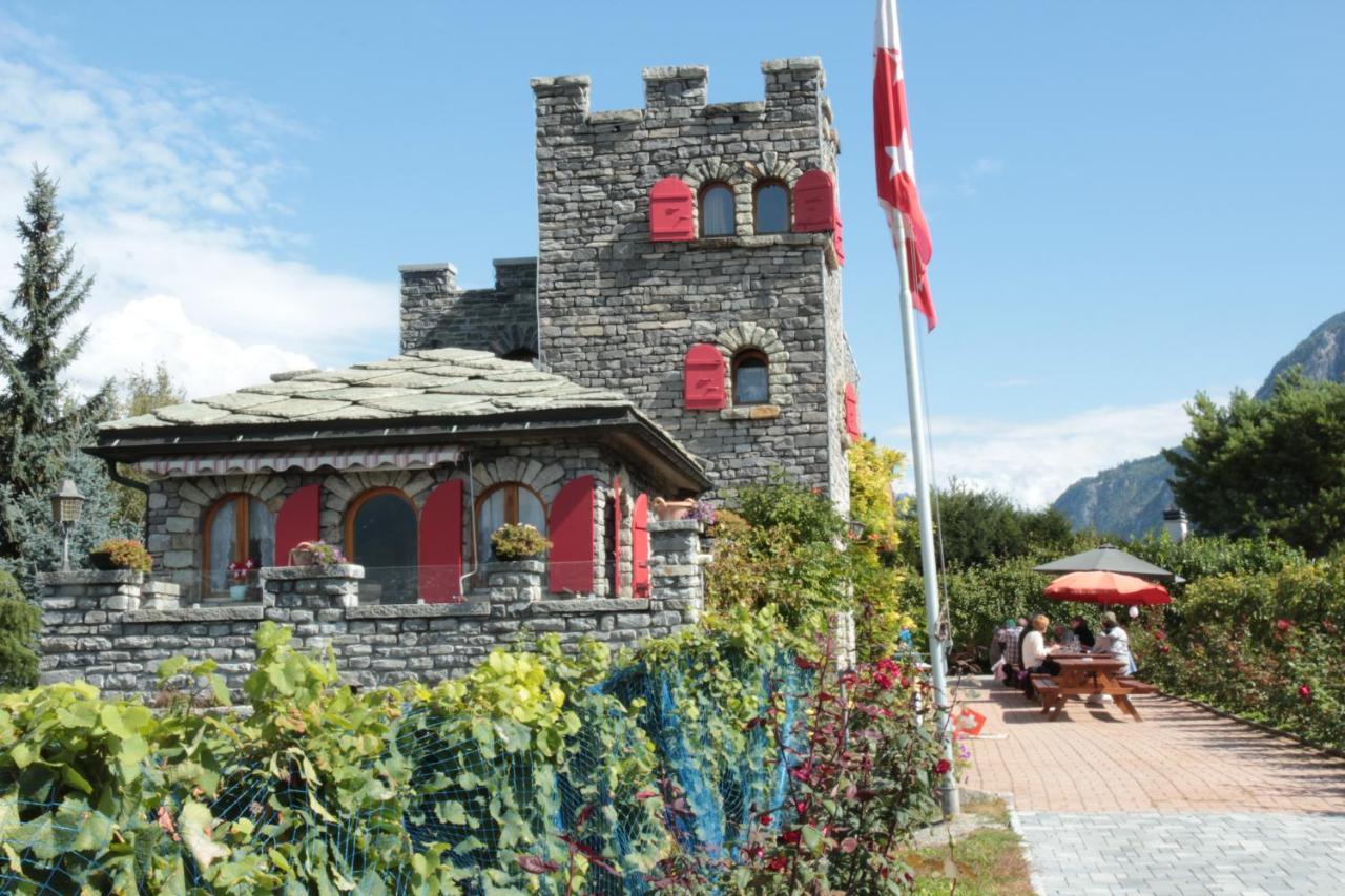 Castel De Daval Acomodação com café da manhã Sierre Exterior foto