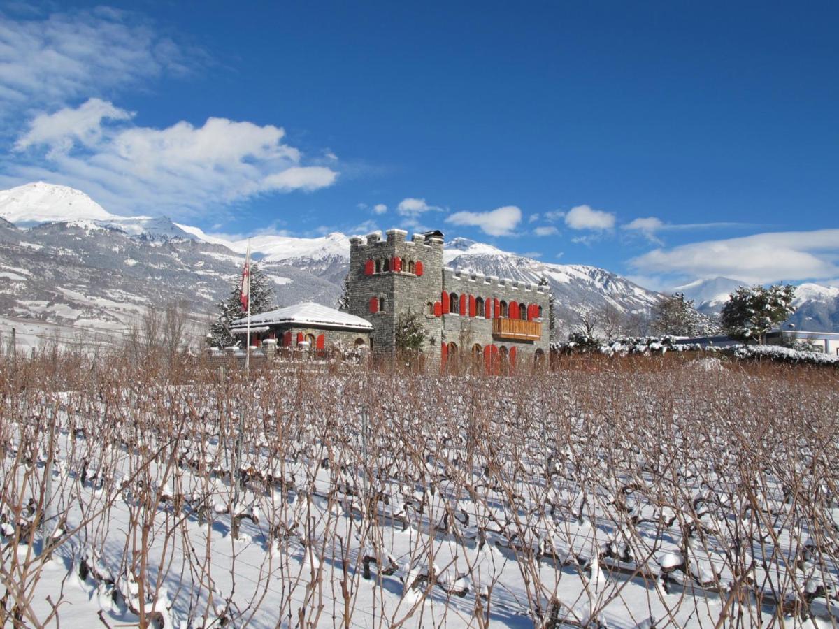 Castel De Daval Acomodação com café da manhã Sierre Exterior foto