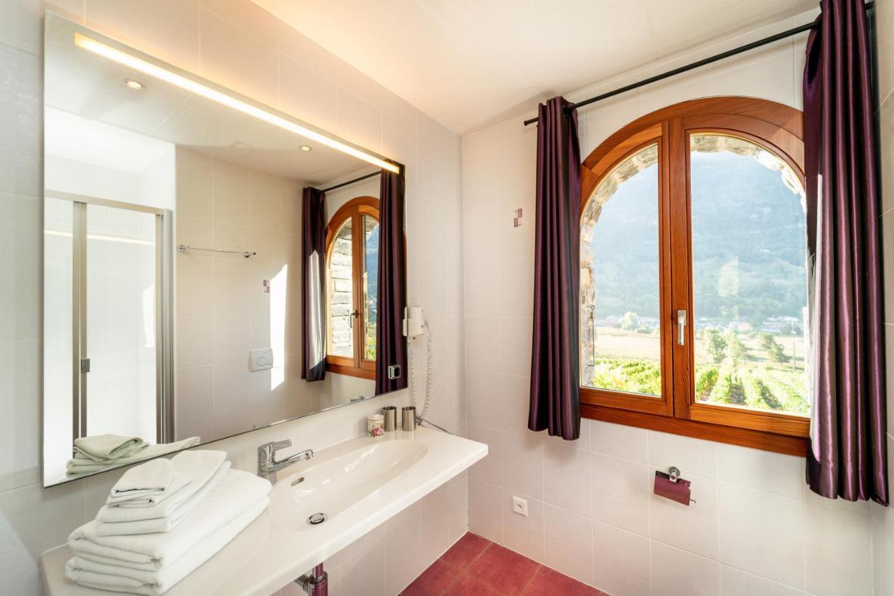 Castel De Daval Acomodação com café da manhã Sierre Exterior foto