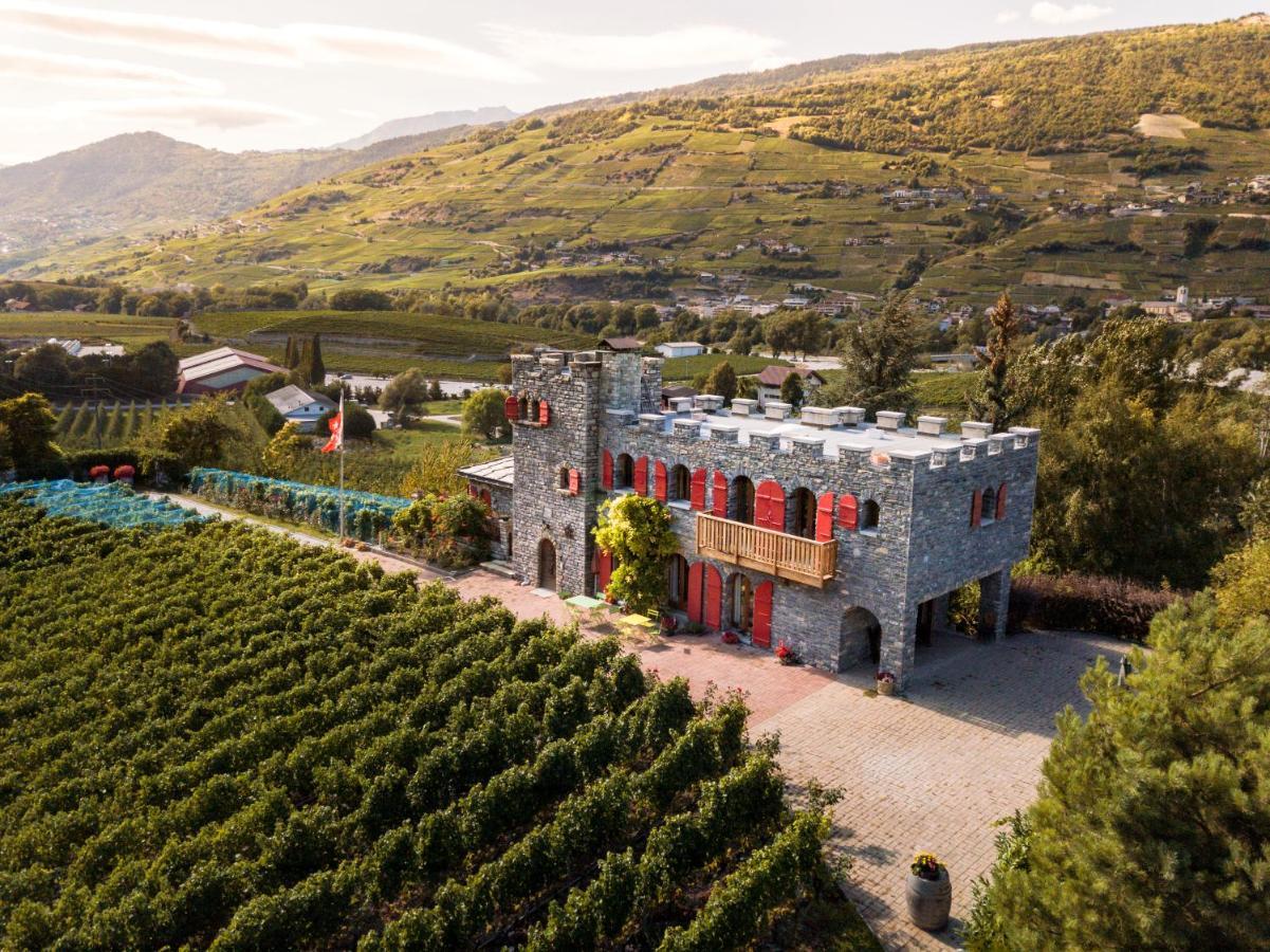 Castel De Daval Acomodação com café da manhã Sierre Exterior foto